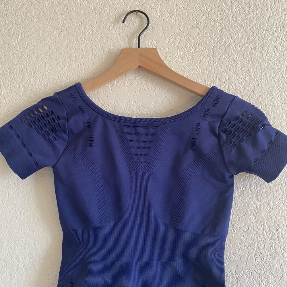 IVY PARK Perforated Jersey Bodysuit Seamless Navy - Picture 4 of 10